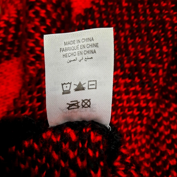 Ardene Buffalo Plaid Infinity Scarf - Picture 6 of 7